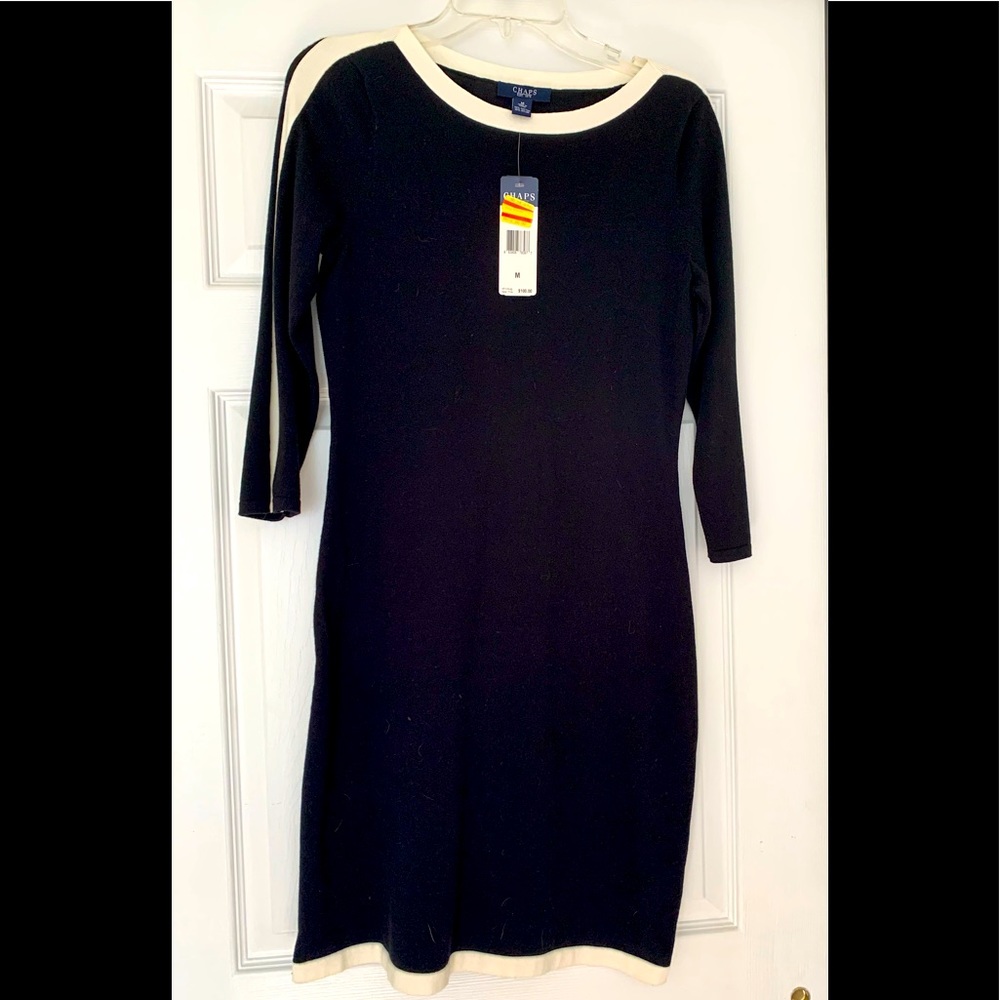 Black n white long sleeve CHAP’s dress.